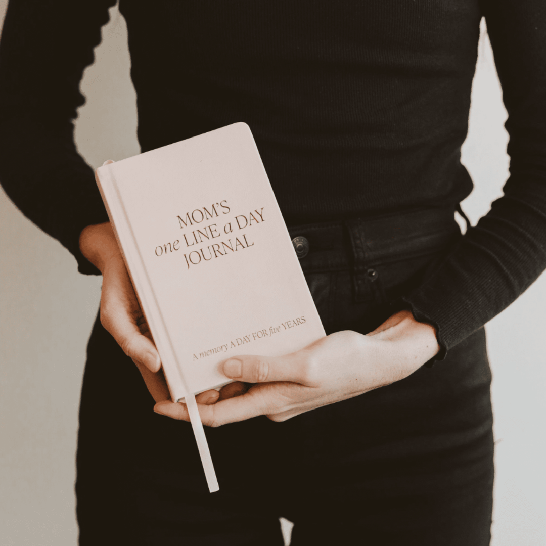 Mom's One Line A Day Leather Journal, New parents gift, new mom gift, new baby, first mother's day, baby journal, babybook, baby keepsake
